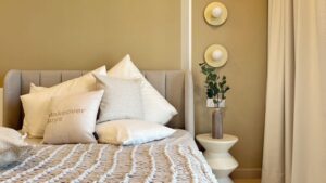 Como renovar o seu quarto gastando pouco